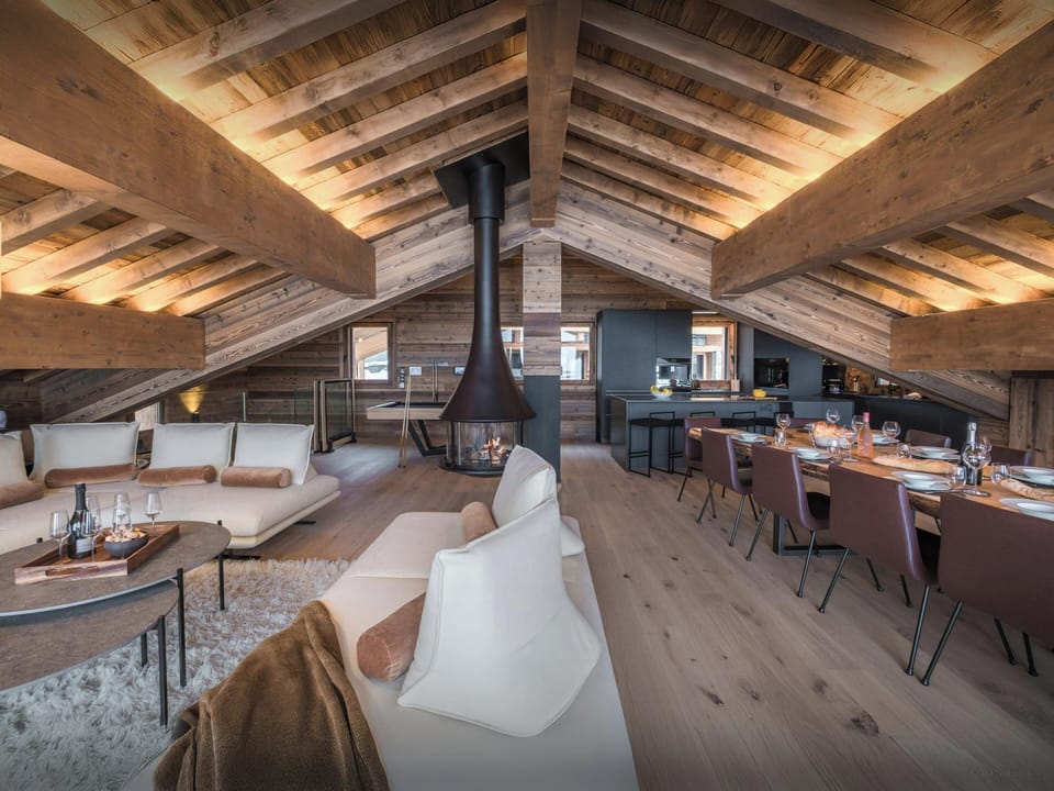 Living room/dining