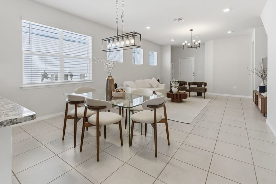 6-web-or-mls-3341LilacWay-6