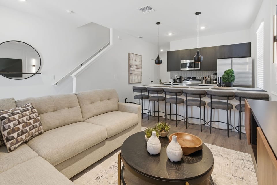 3-web-or-mls-3252EnergyDr-3