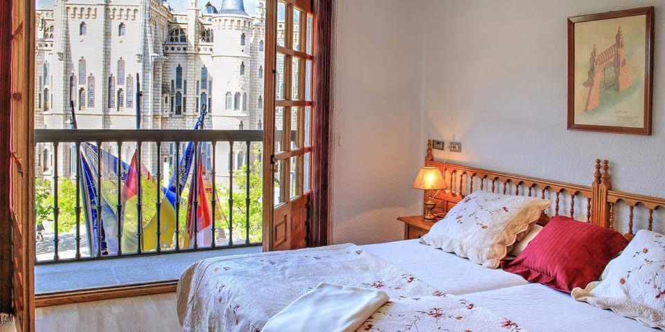 Double or Twin Room, City View | Desk, cribs/infant beds, bed sheets