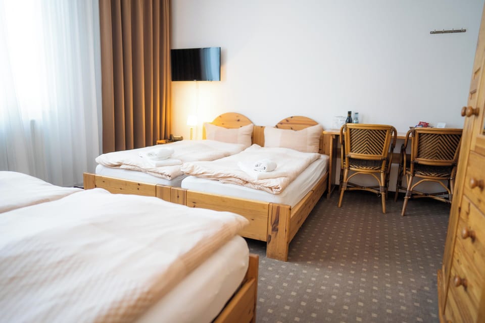 Standard Quadruple Room | Hypo-allergenic bedding, desk, cribs/infant beds, free WiFi