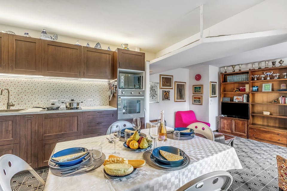 Living and dining room