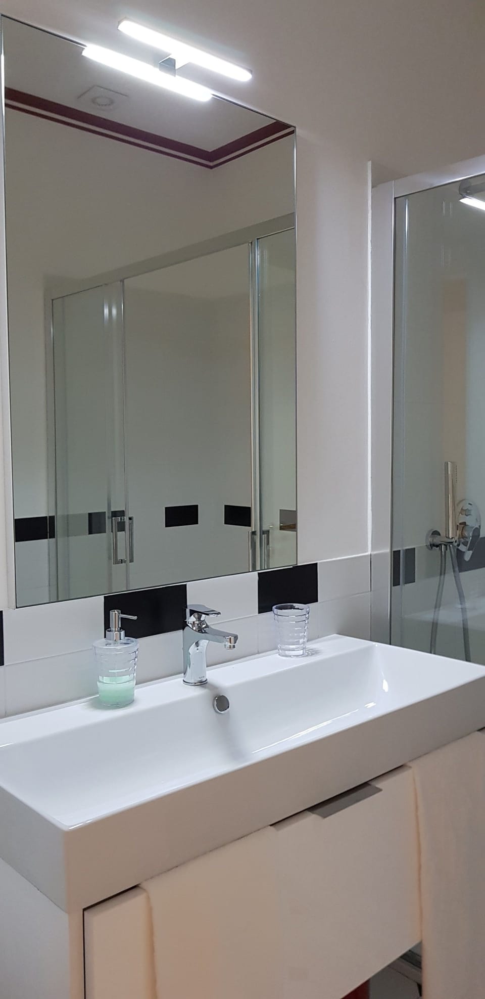 Residenza Le 6 A Townhouse in Trieste