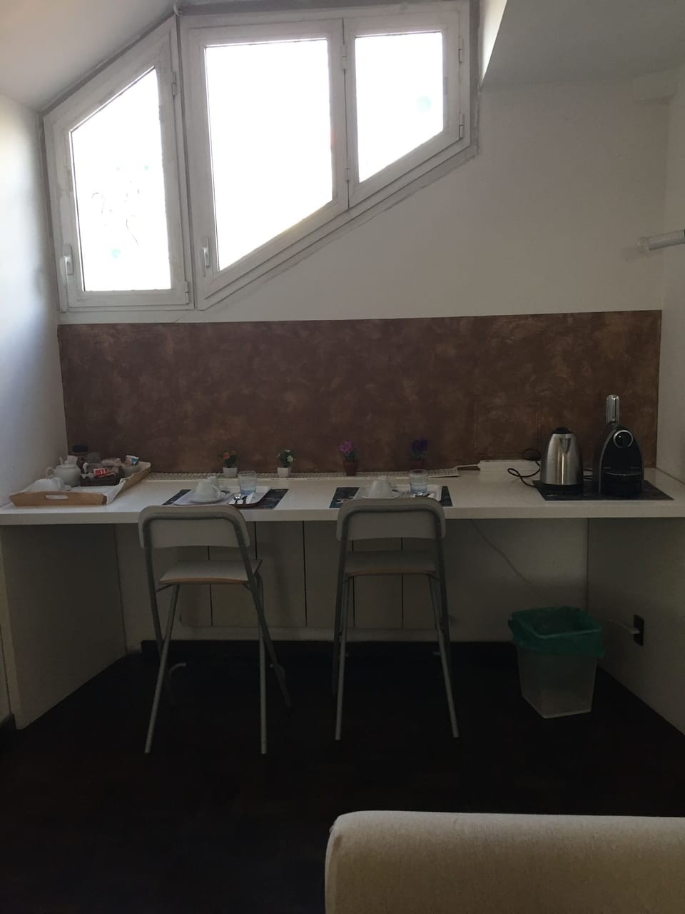 Self-serve breakfast for a fee on weekdays