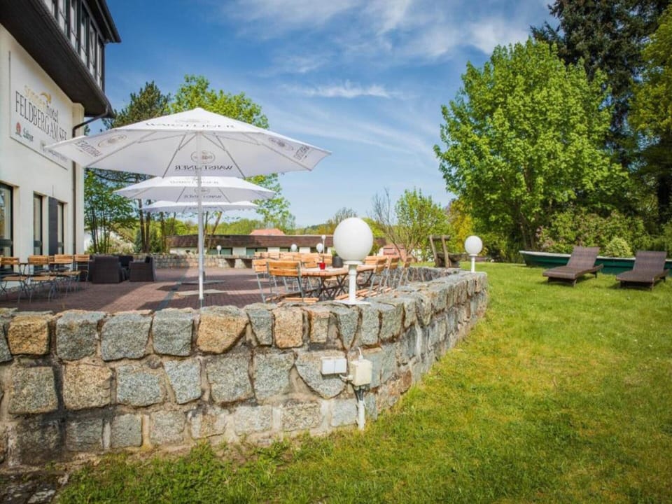 Apartment | Garden