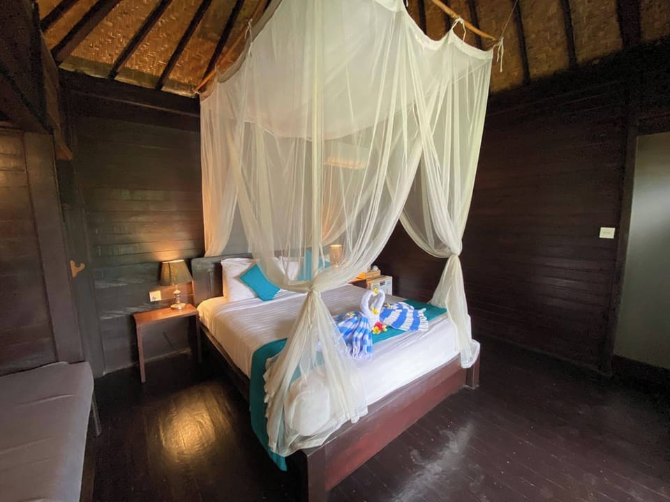 Bungalow | Desk, free WiFi, bed sheets