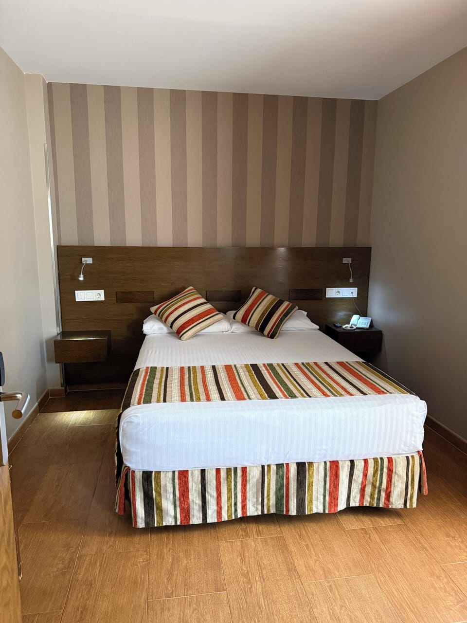 Basic Suite, Patio, Garden View | In-room safe, desk, laptop workspace, blackout drapes