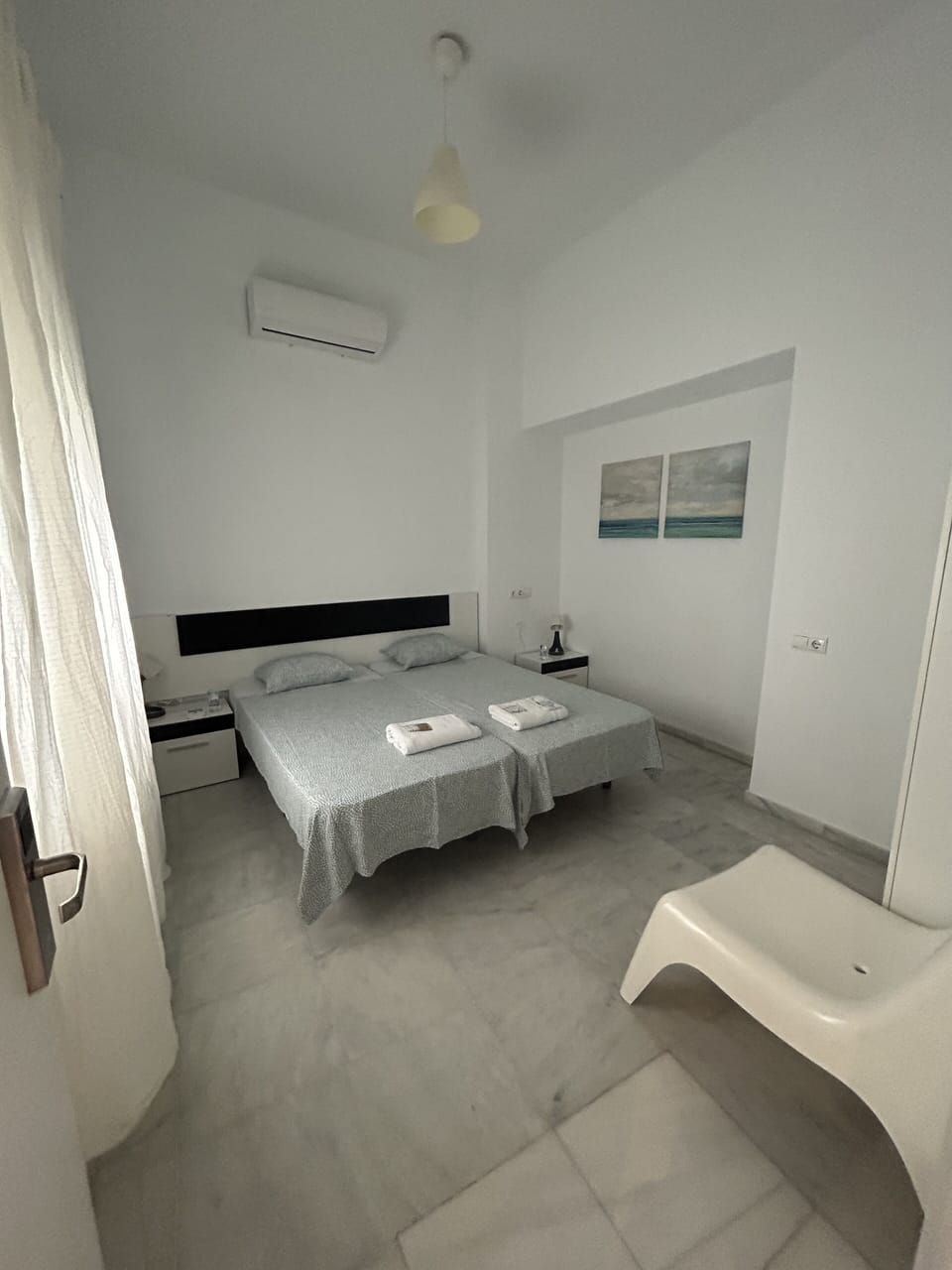 Economy Twin Room, Shared Bathroom | Free WiFi, bed sheets
