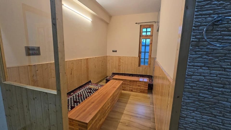 Deluxe Room | Interior