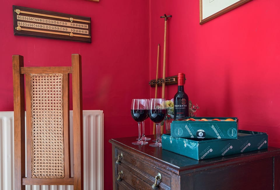 Old Ford House, Blandford:  Enjoy memorable times together