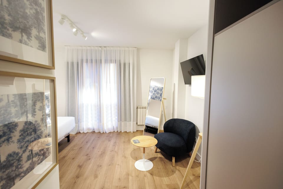 Standard Double or Twin Room | In-room safe, individually decorated, individually furnished, desk