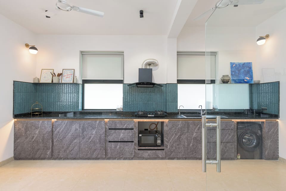 Deluxe Villa, Balcony, Garden View | Private kitchen