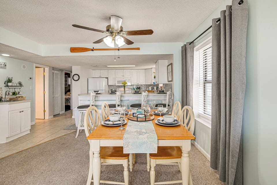 Property Interior | Single-Story Condo