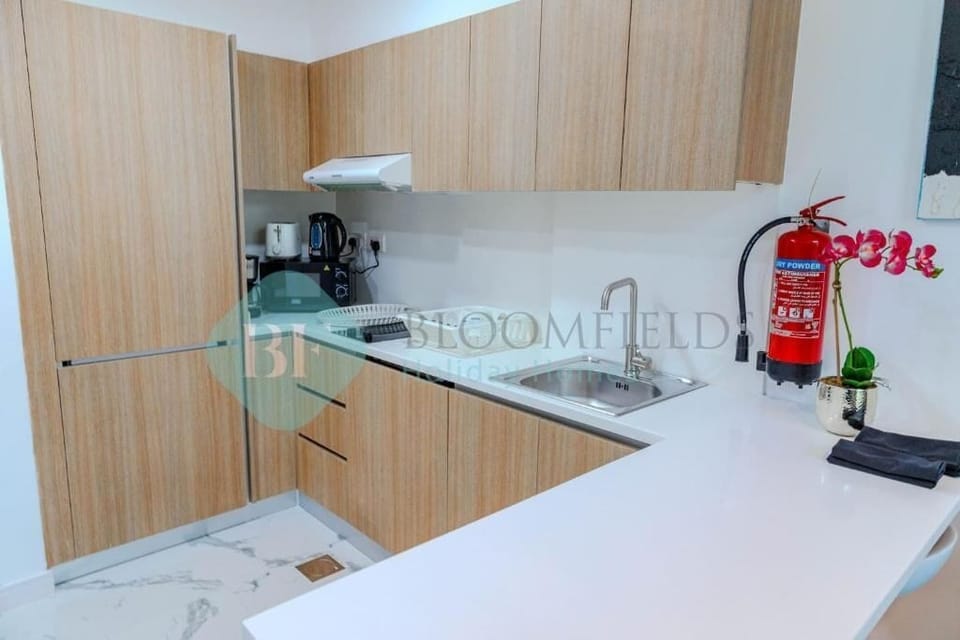 Apartment, Balcony | Private kitchen