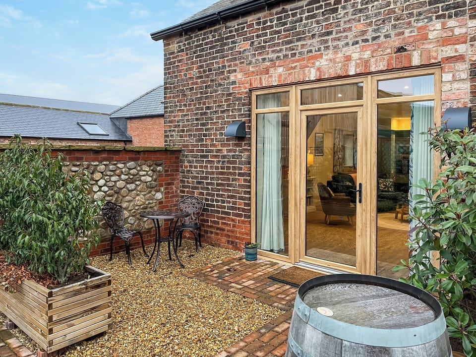 Exterior | Goose Beck Cottages - Solaris - Goose Beck Cottages , Tockwith, near York