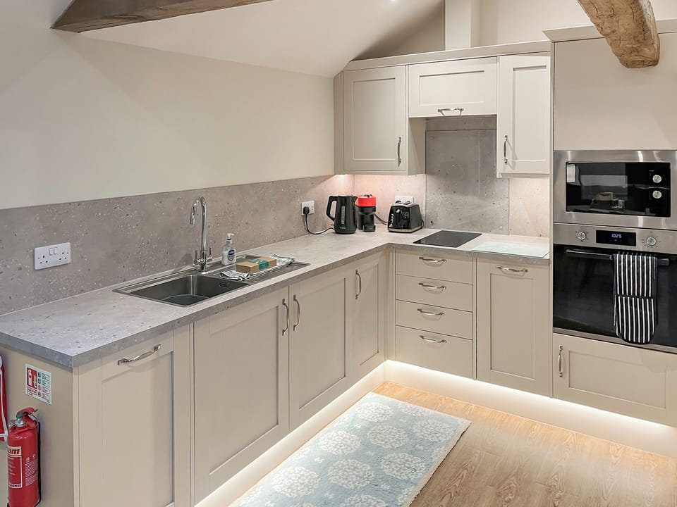 Open plan living space | Goose Beck Cottages - Phoenix - Goose Beck Cottages , Tockwith, near York