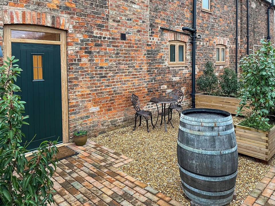 Exterior | Goose Beck Cottages - Divico - Goose Beck Cottages , Tockwith, near York