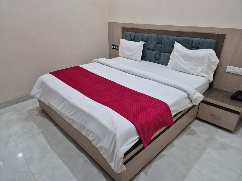 Deluxe Double Room | Free WiFi