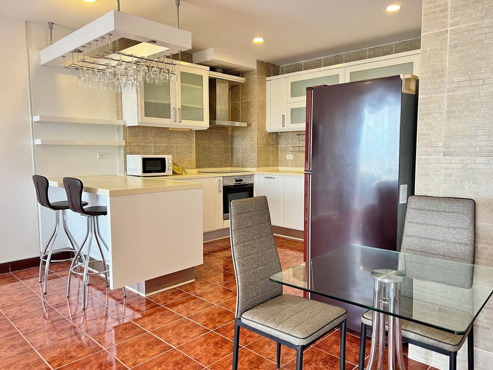 Condo, 1 Bedroom, Smoking, Balcony | Interior
