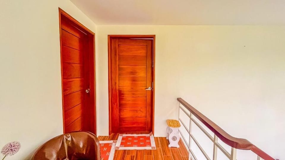 Villa, 2 Bedrooms, Balcony, City View | Interior