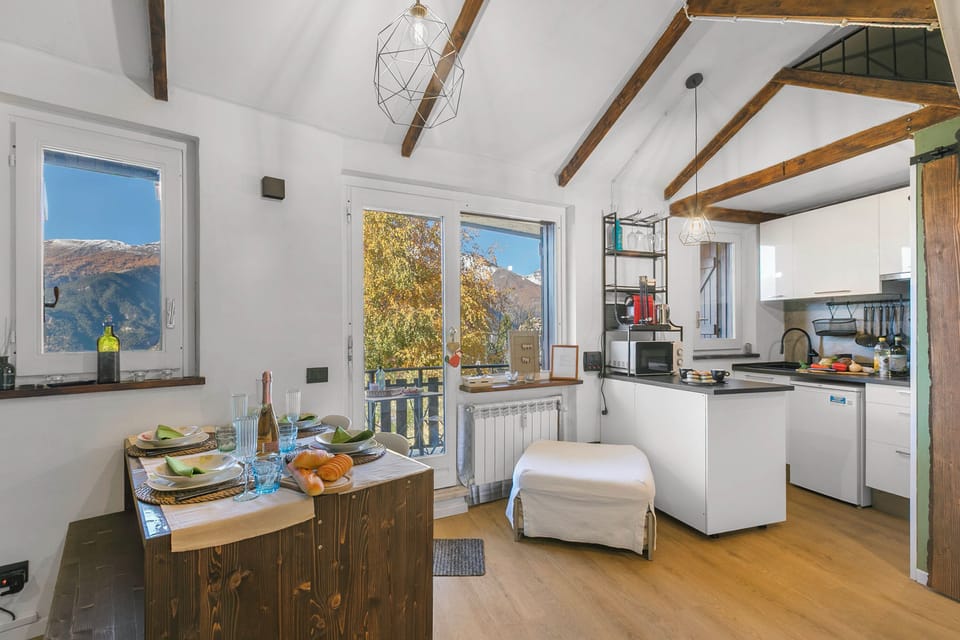 Honeymoon Apartment, Multiple Bedrooms (La Chicchetta) | Interior