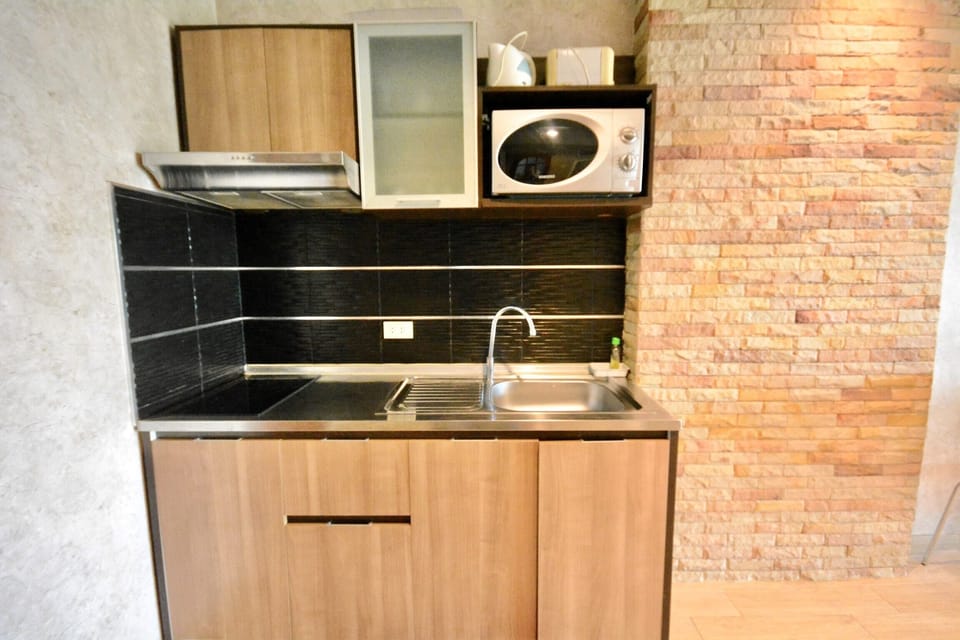 Apartment, 1 Bedroom, Smoking, Balcony | Interior
