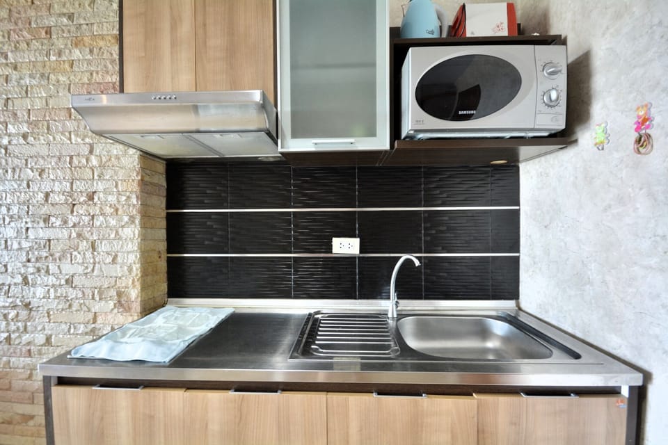 Apartment, 1 Bedroom, Smoking, Balcony | Interior