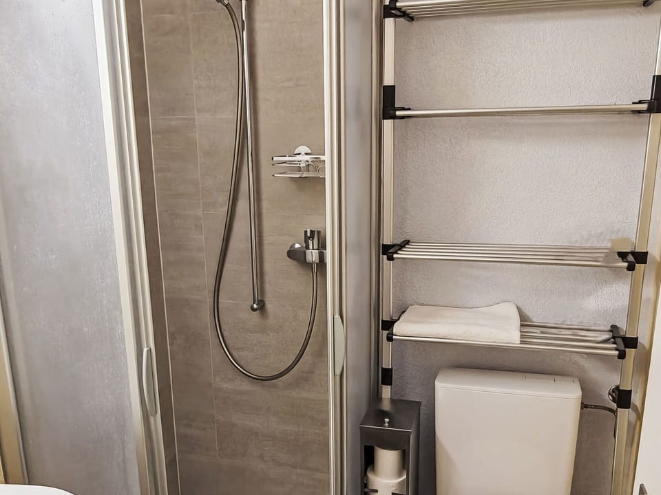 Plumbing Fixture, Bathroom, Flooring, Plumbing, Floor, Tile, Tap, Toilet, Shower Bar