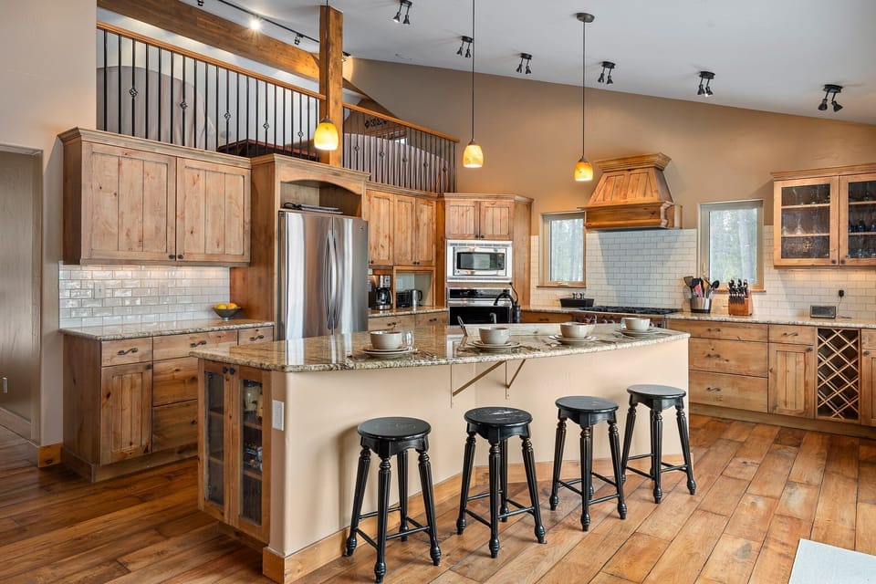 Large Kitchen Island with Seating for 4