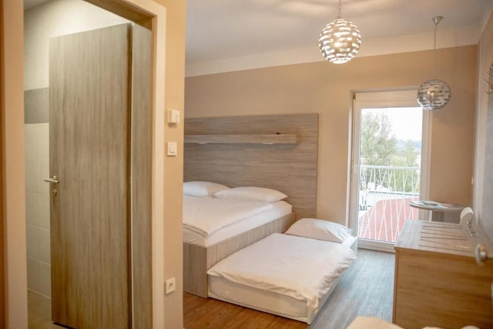 Classic Double Room | Free WiFi