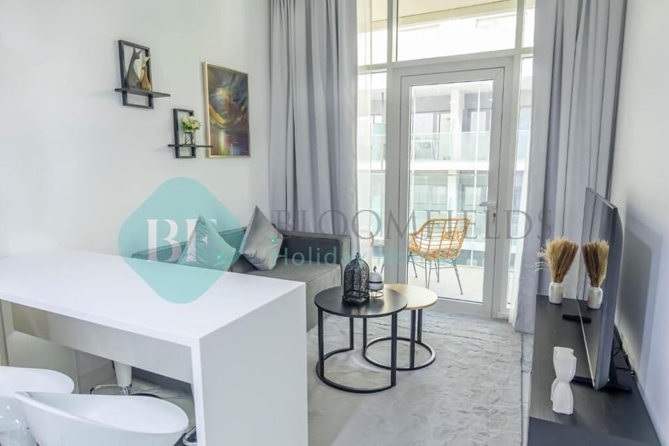 Apartment, Balcony | Living area | TV