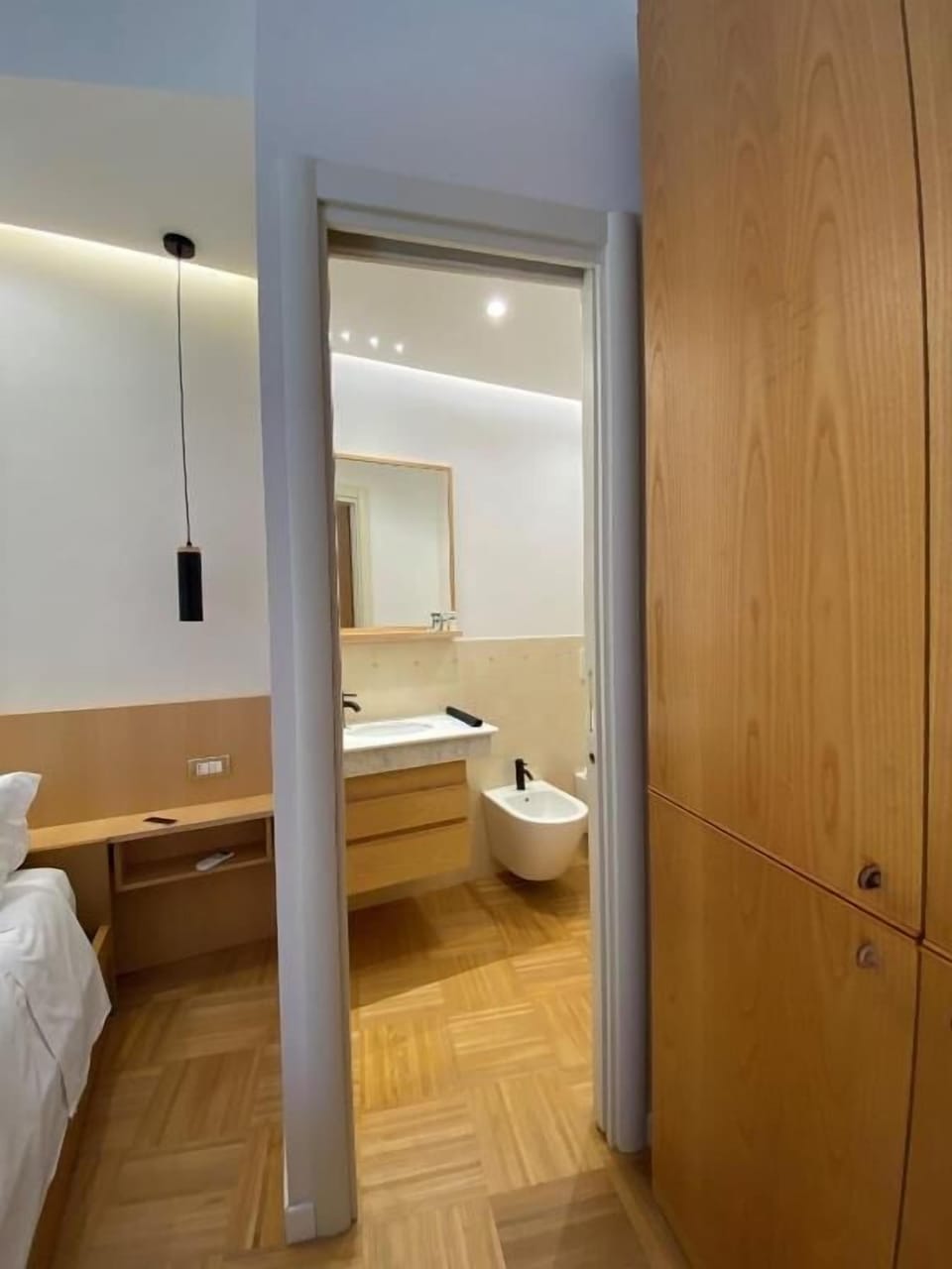 Double Room, Balcony, City View | Bathroom | Slippers