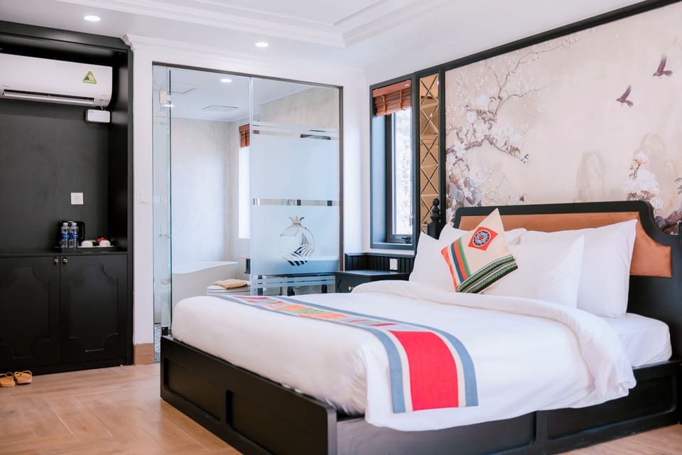 Deluxe Double or Twin Room, City View | Laptop workspace, soundproofing, free WiFi