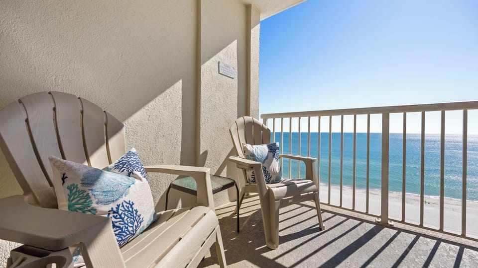 Royal Palms 1006 - Start your morning with a cup of coffee on your balcony.