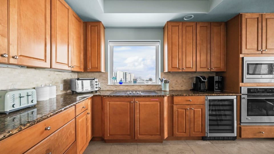 Mustique 1802 - Fully equipped kitchen.