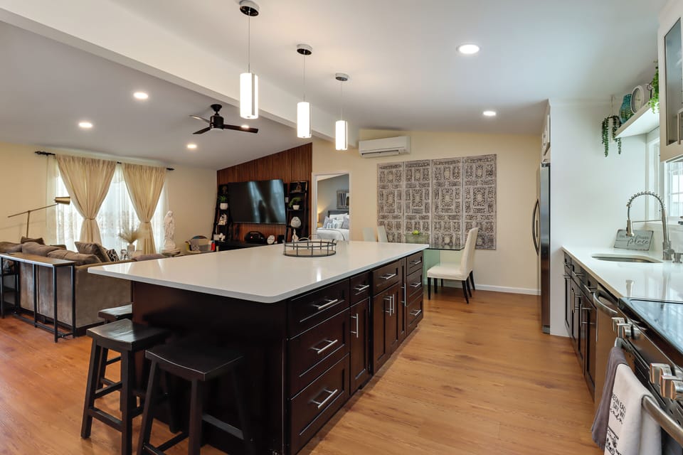 House (4 Bedrooms) | Interior