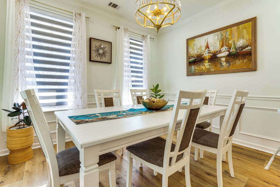 House (4 Bedrooms) | Interior