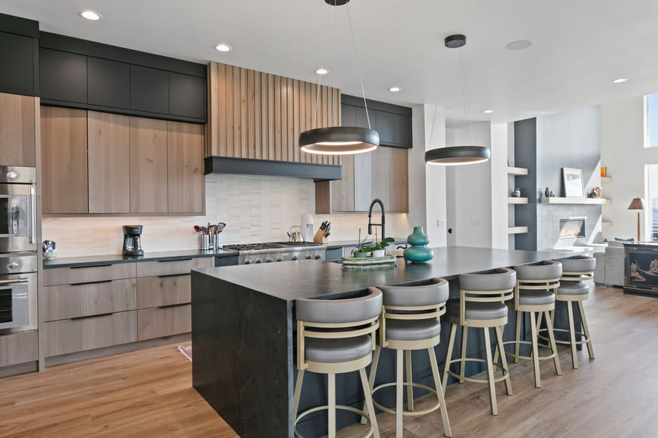 House, 3 Bedrooms | Private kitchen | Fridge, oven, coffee/tea maker, toaster