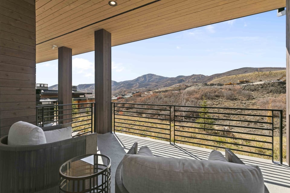 House, 3 Bedrooms | Property grounds