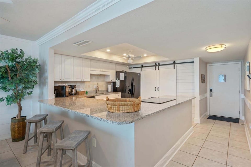 Condo, 2 Bedrooms | Private kitchen | Coffee/tea maker, fridge, oven, toaster
