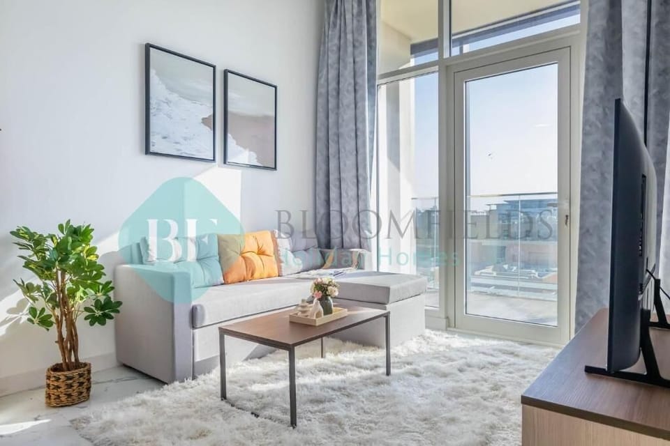 Apartment, Balcony | Living area | TV
