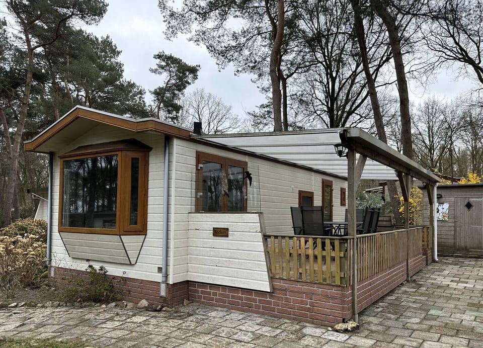 Recreatiepark Klein Zwitserland - Meidoorn  - front