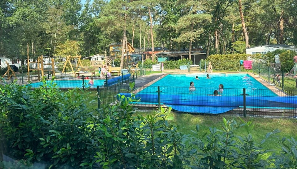 Camping Klein Zwitserland - Trekkershut