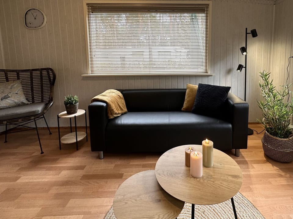 Recreatiepark Klein Zwitserland - Regenboog - living room