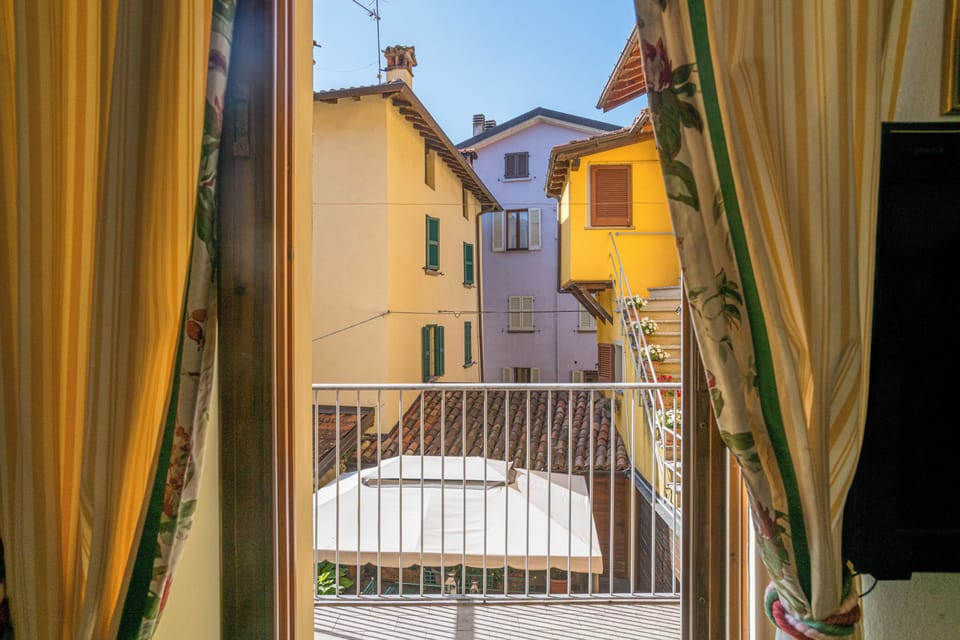 Family Apartment, 2 Bedrooms, 2 Bathrooms, Lakeside (Casa Manzi Apt 1) | View from room