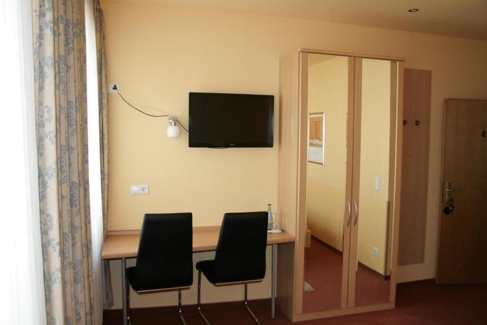 Double Room, Private Bathroom | Interior