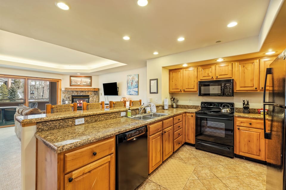 Fully equipped kitchen