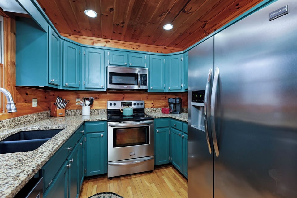 Golden Acres - Entry Level Kitchen