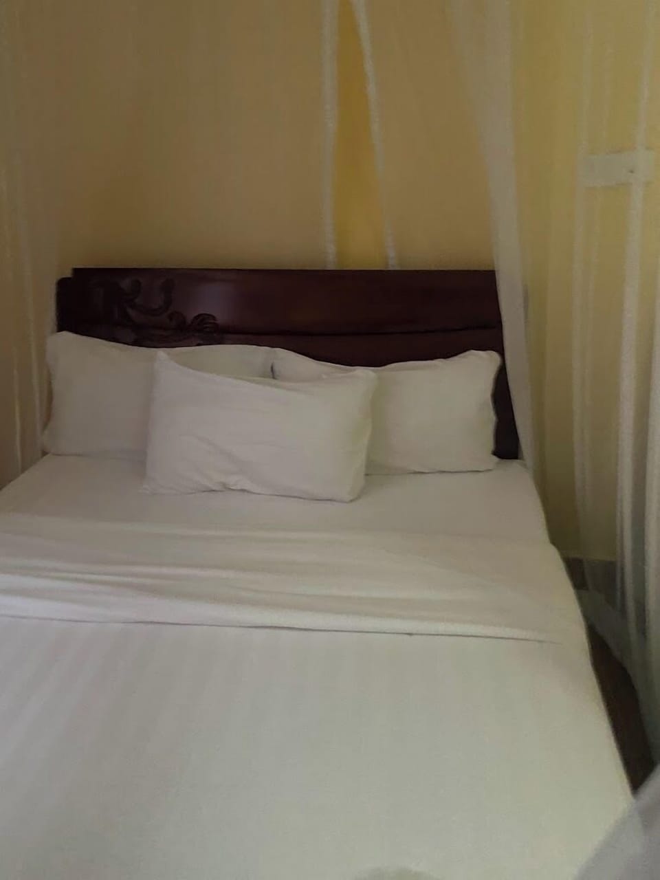 Standard Single Room | Free WiFi, bed sheets