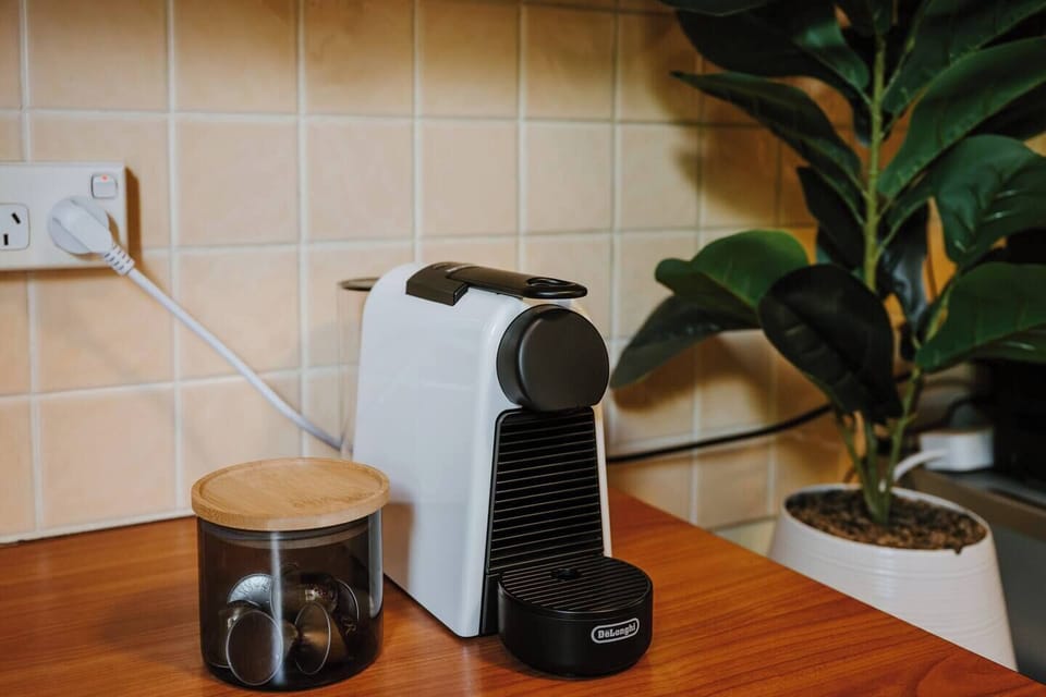 Start your day with a Nespresso coffee before wandering out to explore Mudgee’s cafés and markets nearby.